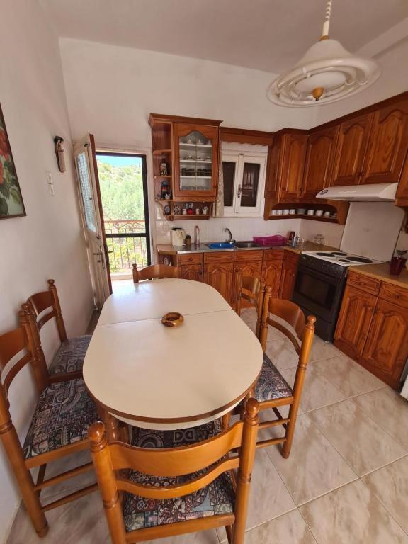 Το Κτήμα Της Ελιάς Του Τάκη Guest House Paralia Demonias Екстериор снимка