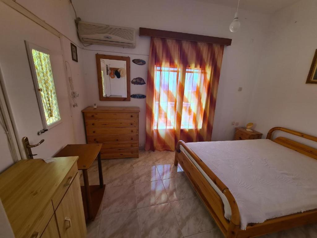 Το Κτήμα Της Ελιάς Του Τάκη Guest House Paralia Demonias Екстериор снимка